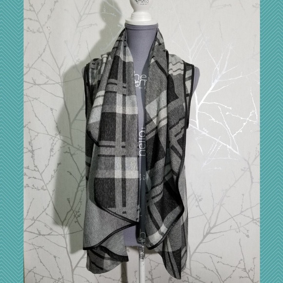 BCNL Design Open Front Sleeveless Cardigan - Picture 1 of 6